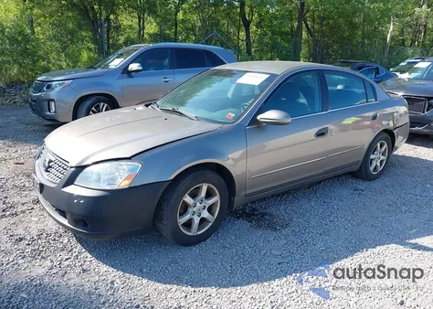 2005 Nissan Altima 2.5 S from USA, damaged, VIN 1N4AL11E25C223292